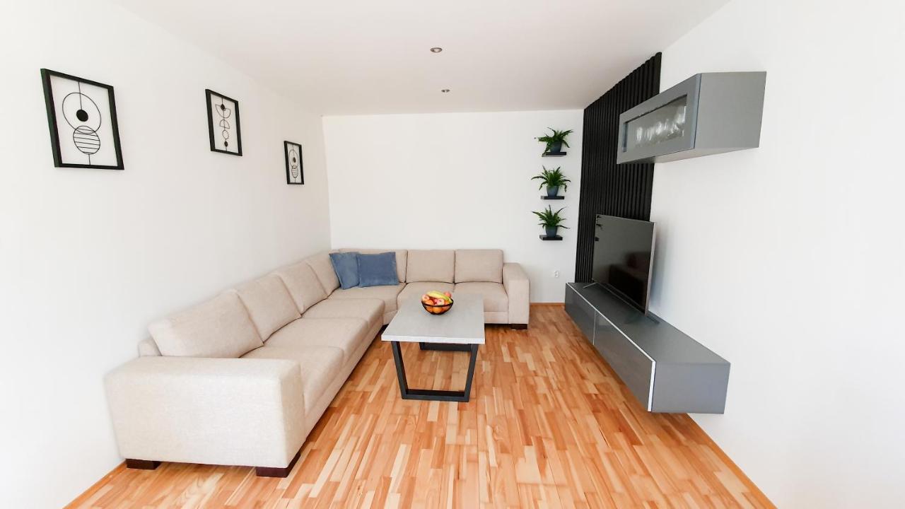 Apartman Love Bajmóc Kültér fotó